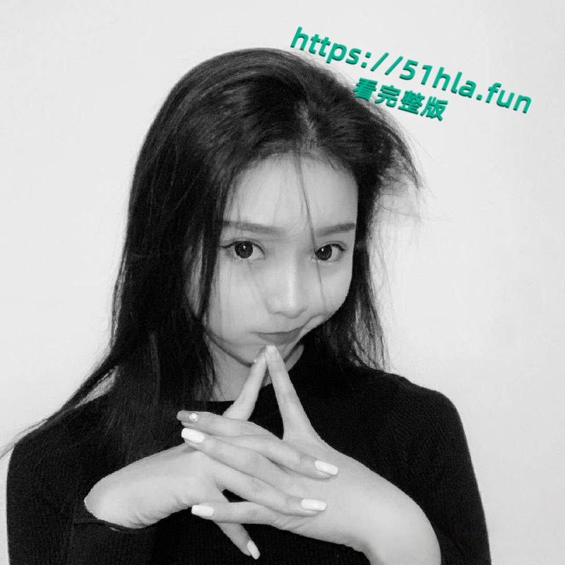 舞蹈系校花【秋燕燕】炮友调教拍摄，舞蹈服勾勒完美曲线，深喉口交秀精湛口技！-1