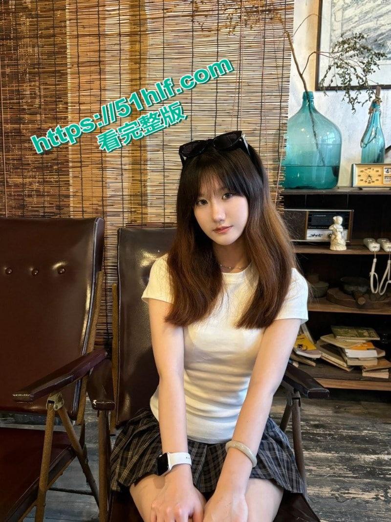 吉林女大学生【卢熙欣】不雅视频泄漏,为钱甘愿拍摄做爱视频, 分手后惨遭金主曝光!-7