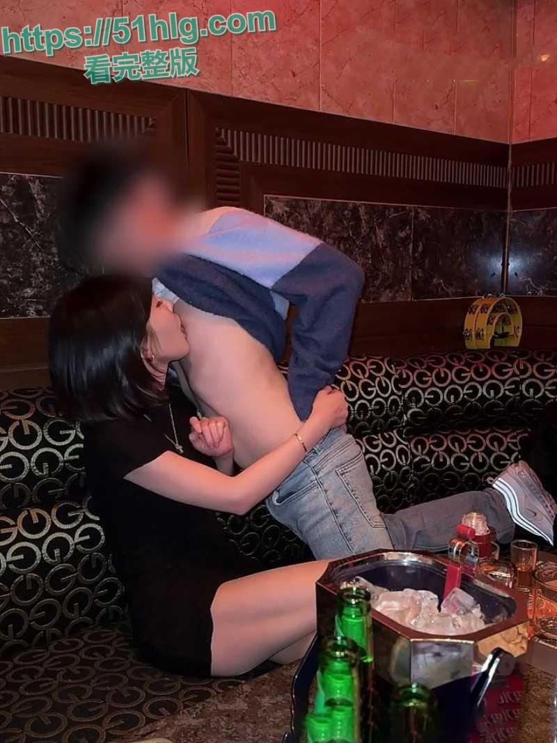 韩国财阀名媛【韩善月】KTV狂欢派对!火辣少妇被后入内射,极致淫乱的现场让人咋舌-8