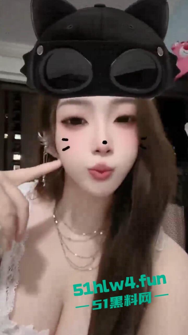 绝美颜值【夜宵789】身材高挑美腿性感女神,蜂腰巨乳蜜桃臀诱惑自拍福利流出。-4