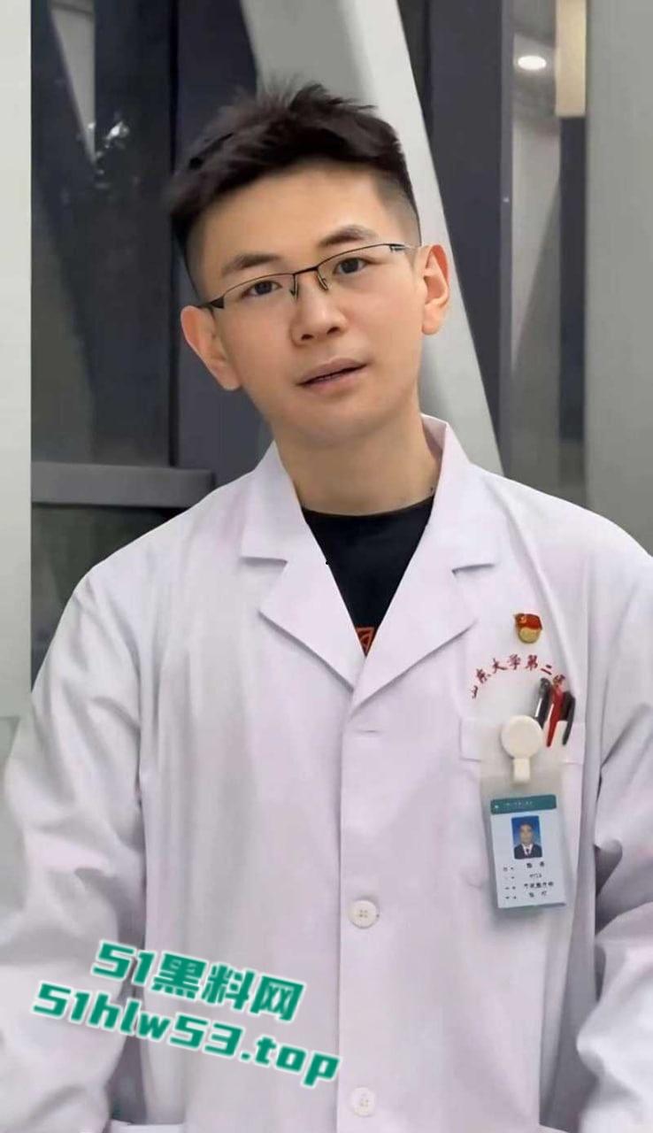 湘雅二院【罗帅宇】事件,录音流出当年坠楼真相曝光再掀热议,一周年祭日,全国狂风暴雨冰雹肆虐天怒人怨!-1