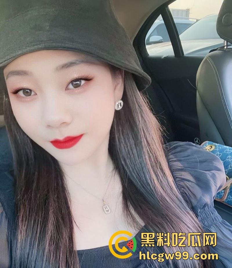 山东潍坊少妇快手网红【郑丹丹的丹】情人节约炮视频流出,姨妈期都要干,还不许炮友录像!-12