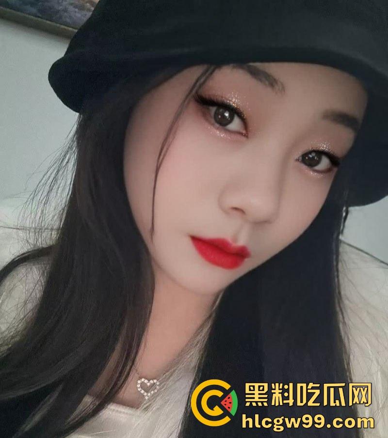 山东潍坊少妇快手网红【郑丹丹的丹】情人节约炮视频流出,姨妈期都要干,还不许炮友录像!-15