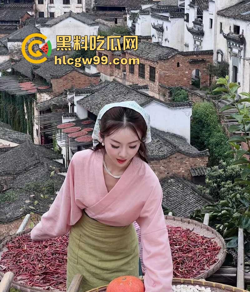 山东潍坊少妇快手网红【郑丹丹的丹】情人节约炮视频流出,姨妈期都要干,还不许炮友录像!-18