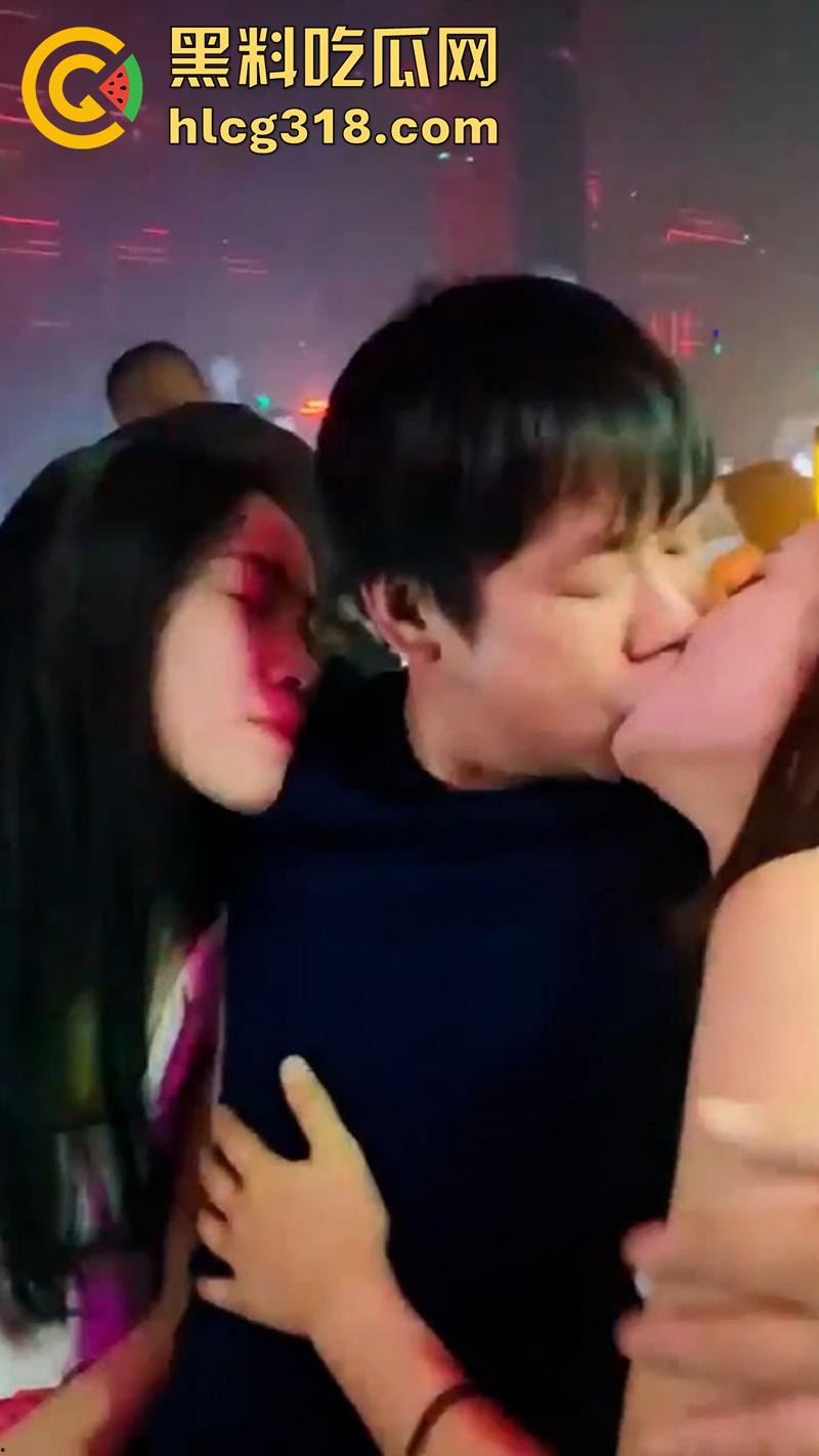 酒吧ktv裸台夜生活,夜色燃爆各式极品美女,长腿大奶小妹排队献身金主,场面堪比顶级AV现场!-3