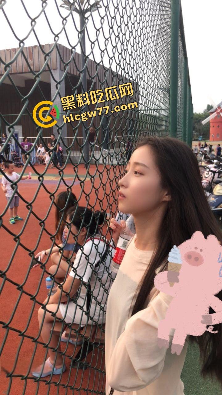 温州舞蹈老师『赵媛媛』白月光脸蛋，骚到撅屁股掰穴露粉肉，被金主当车震狗操翻！-7