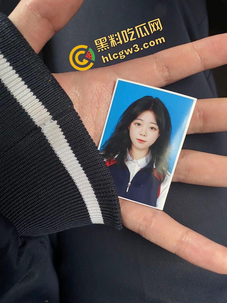 浙江汽车职业学院清纯反差嫩妹『袁舒涵』曼妙身姿全裸出镜 学长家后怼输出淫穴！原创独家流出！-1