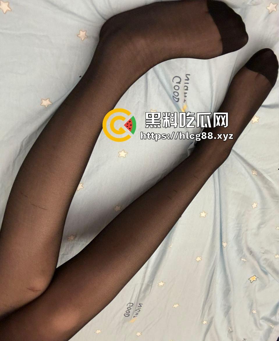 南通售楼骚货『郭智玲』三天卖四套房，买房送逼随便操，3P内射拼业绩被视频曝光！-13