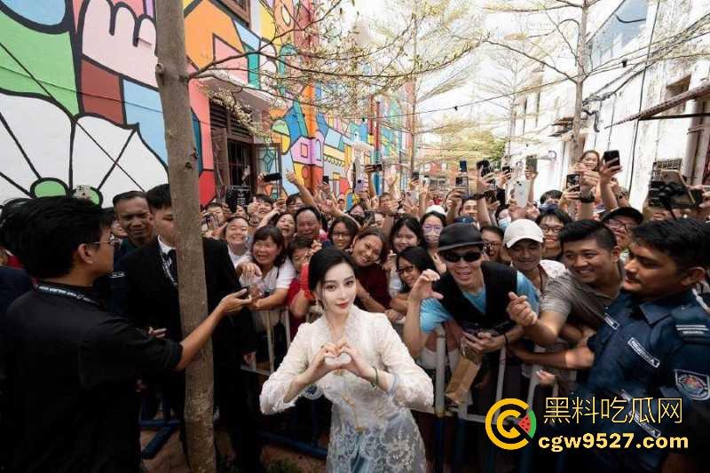 范冰冰马来西亚拿督勋衔,想起苹果本色出演真操,内娱天花板女演员,让我们重温一下哪个苹果的删剪片段!-3