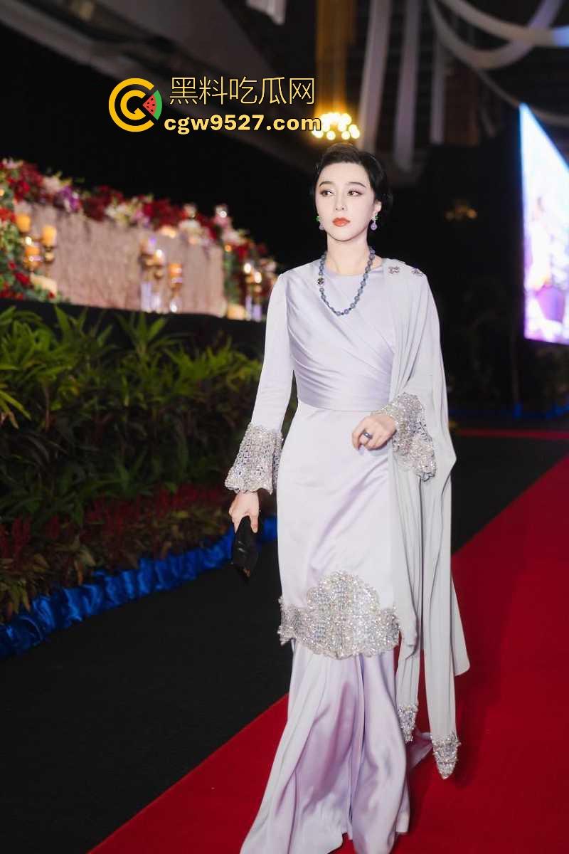 范冰冰马来西亚拿督勋衔,想起苹果本色出演真操,内娱天花板女演员,让我们重温一下哪个苹果的删剪片段!-9