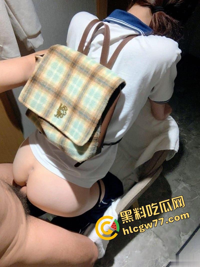 湖州城际学院『孙雪』逼嫩得一戳就喷水，像谁拧爆了矿泉水瓶，富二代的移动射精桶认证！-19