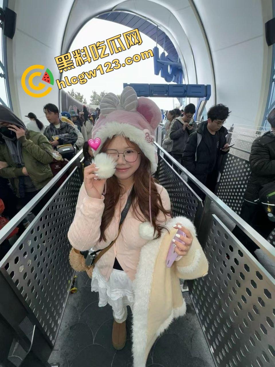 南宁财大【李婉】初恋脸装天使，床上脱衣比蟒蛇，奶像山臀像桶，又白又嫩又会叫的爆奶肥臀！-6