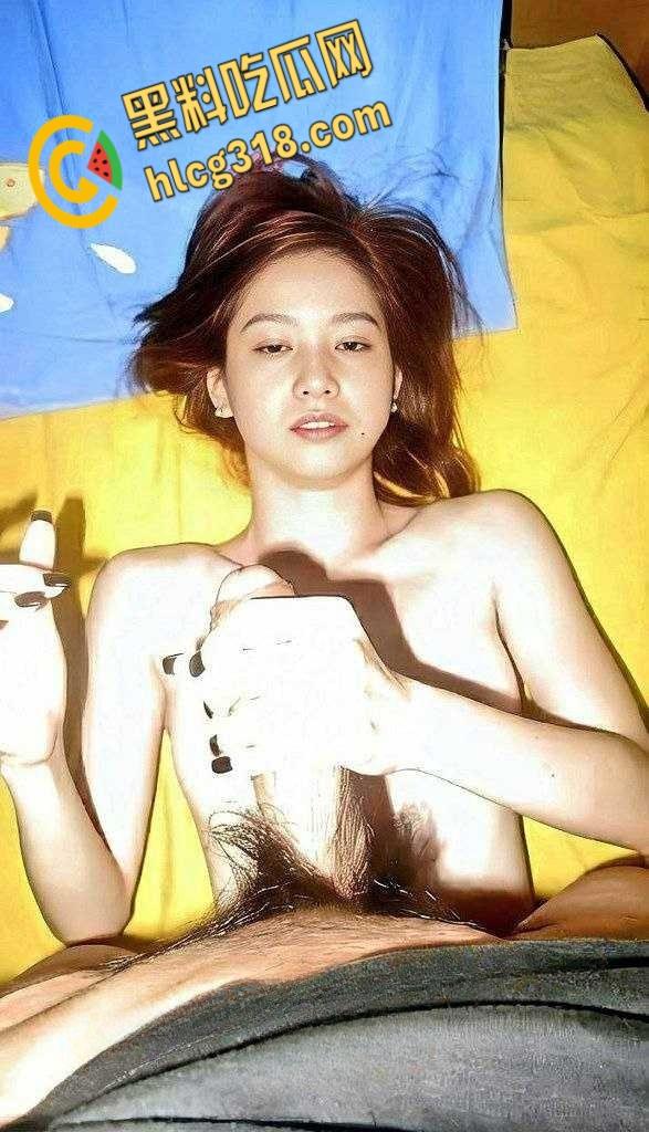 湖南财经学院御姐刘珂欣，校园公交车，颜射后入抽插疯狂吸精，还有吞精癖好真是小母狗一条！-3