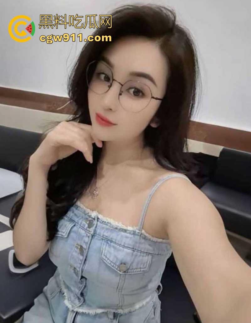 广东中医院反差护士【顾琳语】不雅视频流出,高知反差美女私下淫乱,饥渴暗骚出轨约炮 花式做爱超会玩!-4