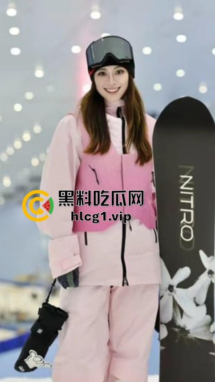 日本情侣雪地激情无套做爱!屁股冻得通红白浆瞬间结霜,真能忍得住?-4