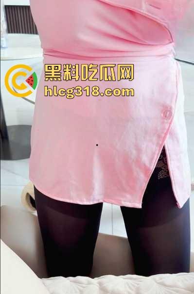 护士姐姐身穿黑丝勾引弟弟,妖娆风骚包臀裙,身姿诱人激情四溢,帧帧充满极致撸点!-7