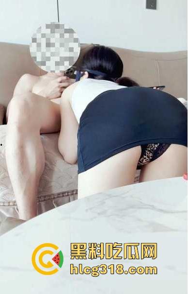 护士姐姐身穿黑丝勾引弟弟,妖娆风骚包臀裙,身姿诱人激情四溢,帧帧充满极致撸点!-8