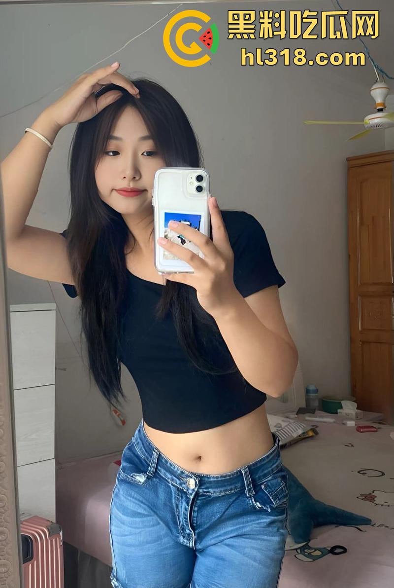 重庆台球厅女助教【梁欣欣】,高颜值完美身材尤物,被社会小伙调教成性奴母狗,还带去给兄弟一起操!-1