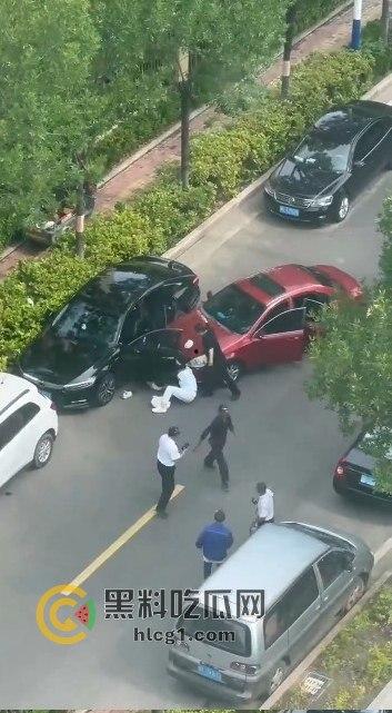 山东东营丈夫持斧砍伤妻子及两孩子后畏罪自杀,7月11日通报引发热议-4