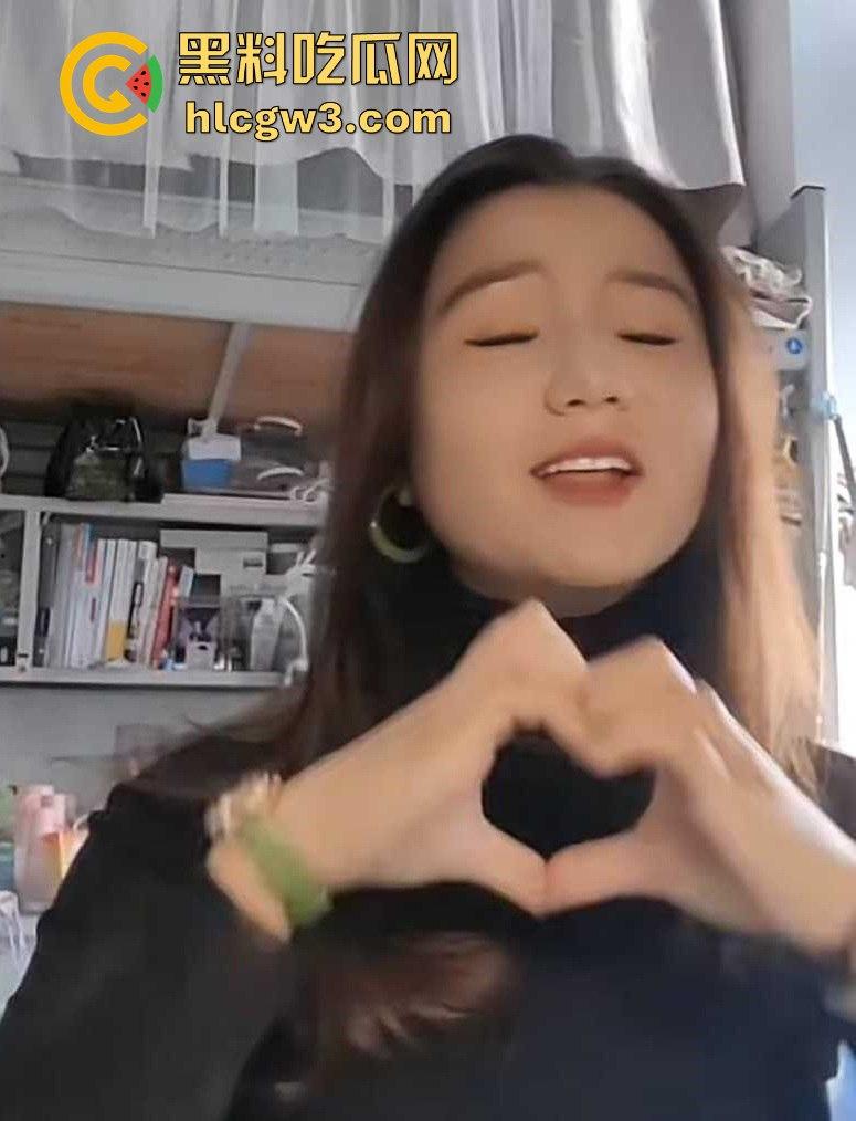 北方民族大学维族妹子【热孜瓦古丽】约炮视频流出！有瓜友操过维族姑娘吗？评论区求分享感受！-3