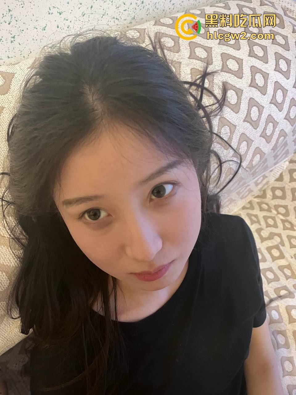 师大校花【邓萱】新欢上位,前任放大招泄露私密床照,娇喘声撩人不堪入目!校园反差婊实锤曝光!-1