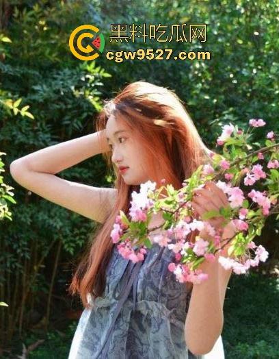 偷情大四女友闺蜜【耿思雨】斯文尤物秒变骚货,饱满肥美的骚穴,湿漉多汁,入爆操内射喷水!-1