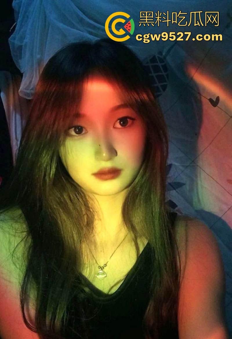 偷情大四女友闺蜜【耿思雨】斯文尤物秒变骚货,饱满肥美的骚穴,湿漉多汁,入爆操内射喷水!-4