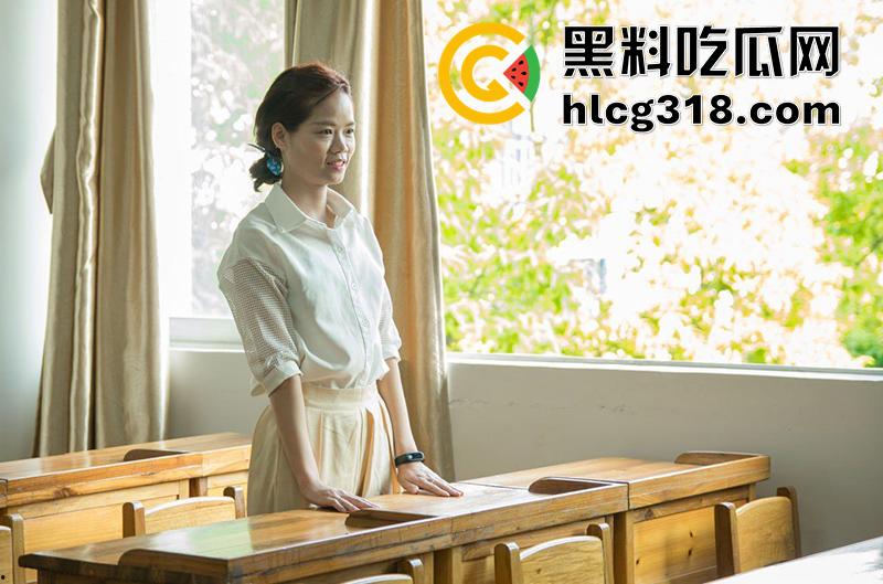 丝袜美腿人妻张丽华,广东茂名大学女助教,背着老公偷情学生,被老公查手机发现曝光!-1