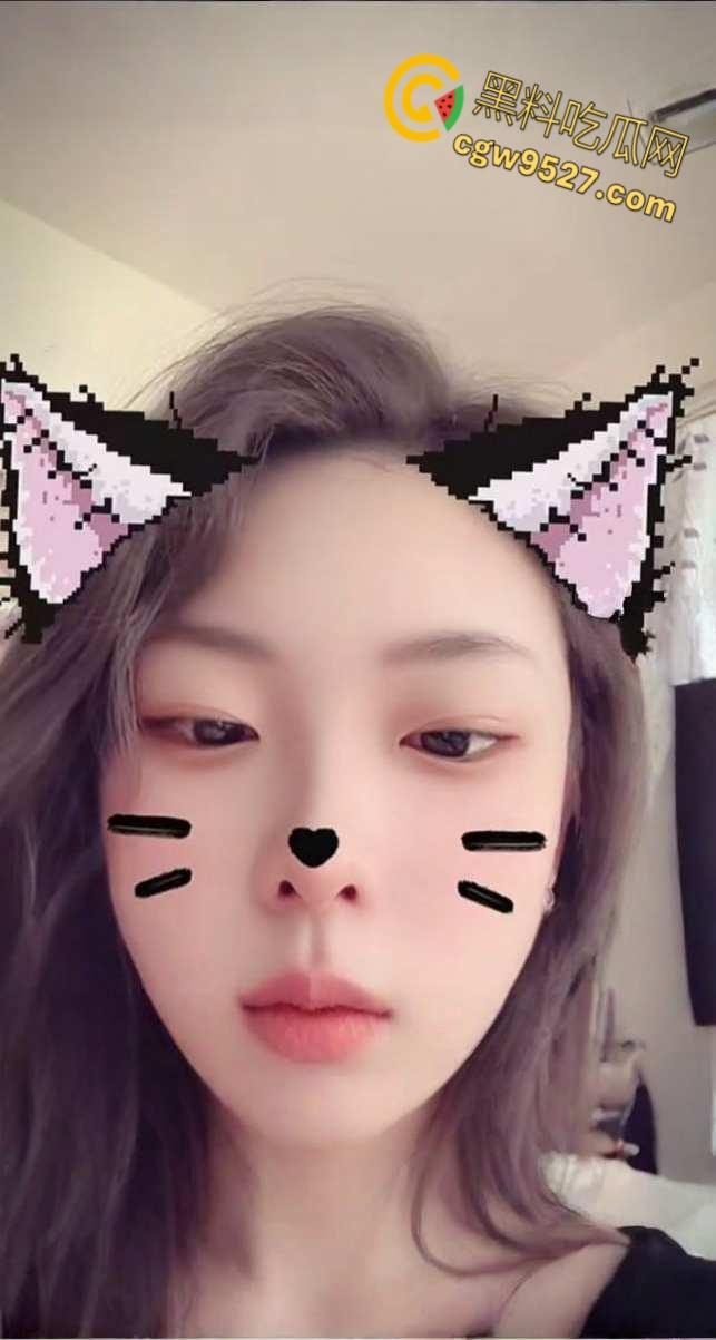 抖音高颜值网红【沐沐不吃姜】,大量不雅视频流出,清纯尤物被金主包养调教,性感翘臀遭指奸花式抠弄!-3