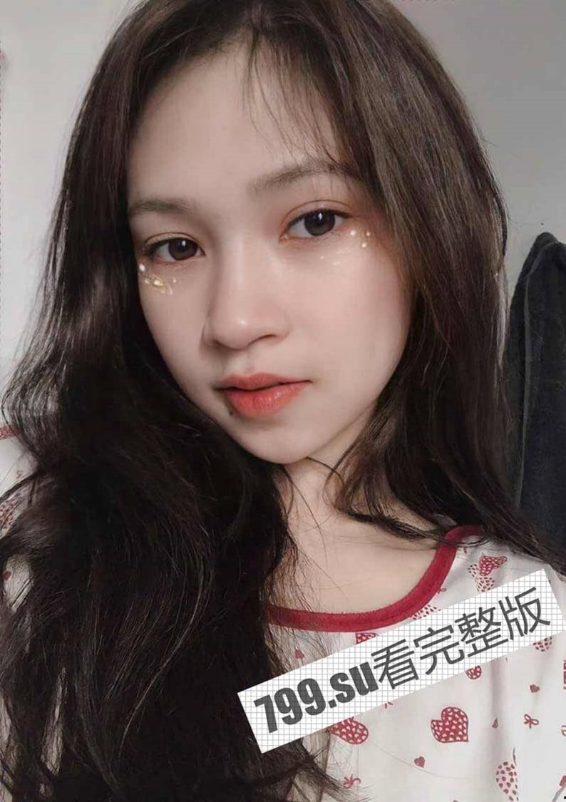 推特 淫荡母狗 Charlene Mae Rada与男友浴缸啪啪 更多情侣自拍视图流出！-14