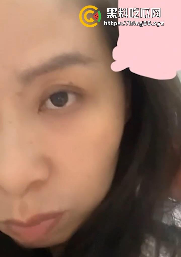 抖音网红少妇【肉肉老师】福利视频流出 体态风骚韵味十足 巨乳肥臀极具诱惑!-8