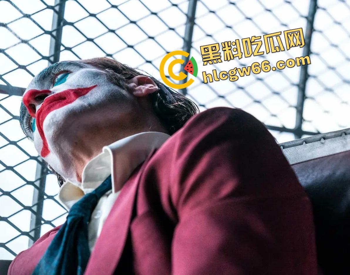 小丑2高清蓝光杜比音效免费看 ,从哥谭杀戮到莉奎左尔的爱,他从黑暗中逆袭,开启疯狂反击!-6