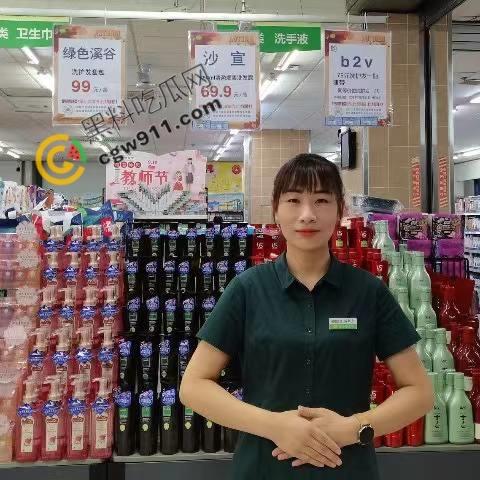 惊悚街头血腥惨案：17岁少女暴怒狂刺小三，刀刀致命，小三惨死街头，血腥残酷场面震惊全网-2