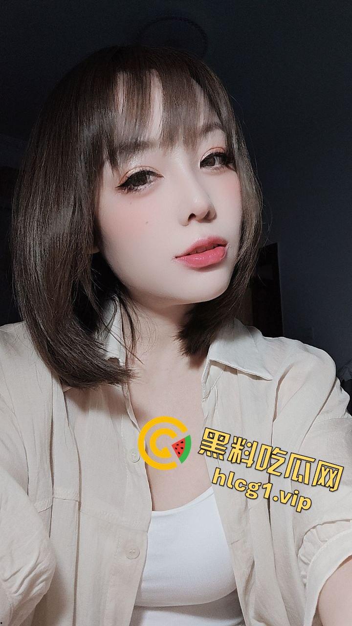 瓜友投稿爆料!成都东郊记忆的极品御姐楼凤轩儿,奶牛装上演口技大秀!-6