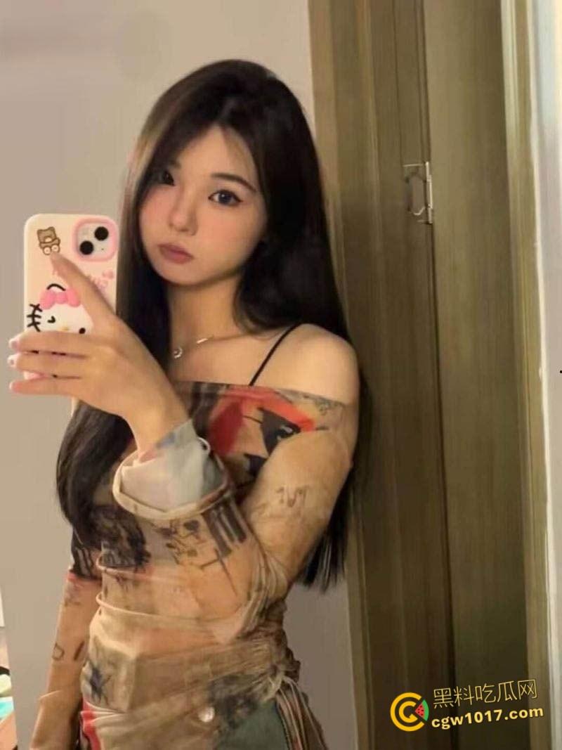 富二代约炮大神【fkabuto】,约操04年小母狗,骑乘摇摆臀浪翻滚,后入猛撞嫩穴喷涌,爽到欲罢不能!-1