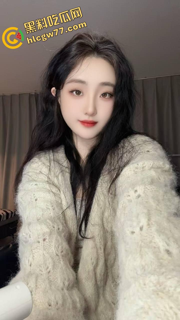 翘臀黑丝制服【小野猫】屁眼夹爆肉棒,骚货哥哥爆我屁眼行不?推特御姐榨干现场曝光!-1