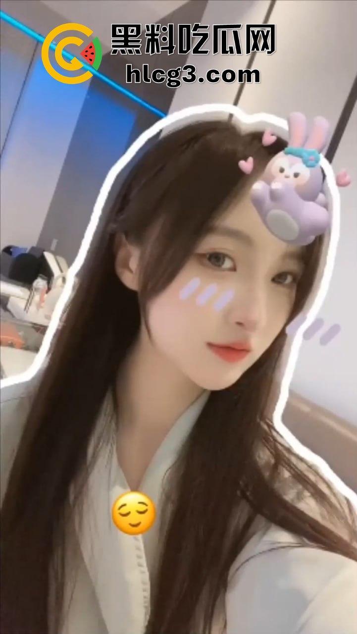 西南大学校花穆诗曼QQ裸聊泄密,性感水手服约炮内射视频曝光,直击她的淫荡一面!-3