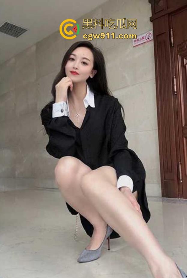 海角乱伦!茶余饭后爆操美艳干妈,肥臀尤物撅腚猛干,揉奶低吟小穴爽翻,风韵犹存的熟女骚物!-3