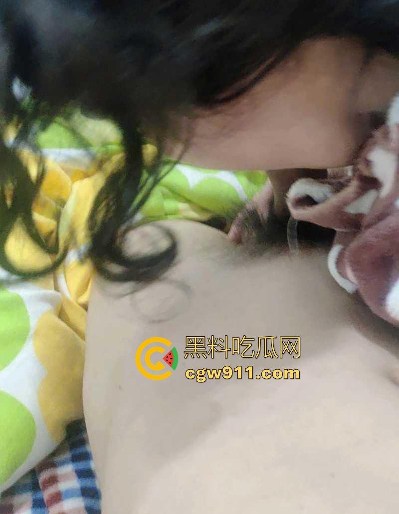 海角乱伦!茶余饭后爆操美艳干妈,肥臀尤物撅腚猛干,揉奶低吟小穴爽翻,风韵犹存的熟女骚物!-10