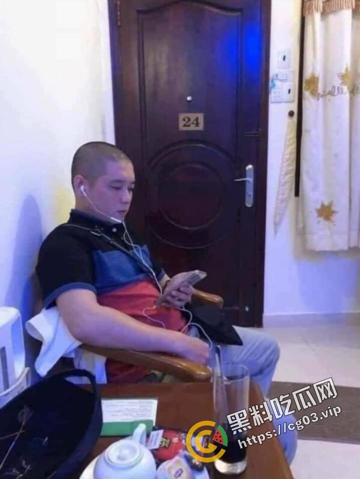 成都石象寺住持【释照然】与女主播发生性关系被敲诈三百万 性爱视频曝光！ 大师，红尘那些事你把握不住！-6