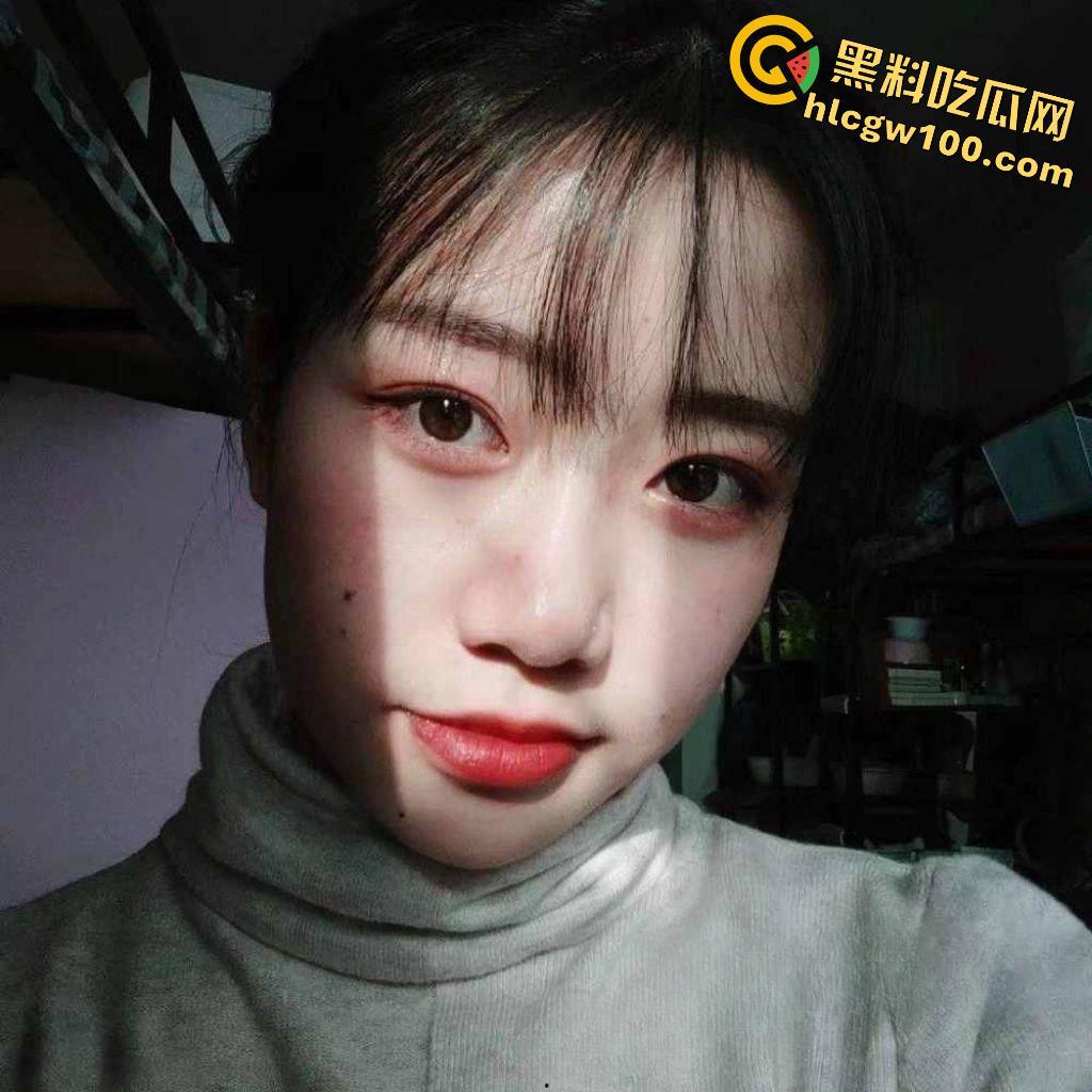 山西文理学院【刘美莹】品学兼优的花季少女沦为学长的私人玩具，身上写满淫言荡语口爆吞精-2