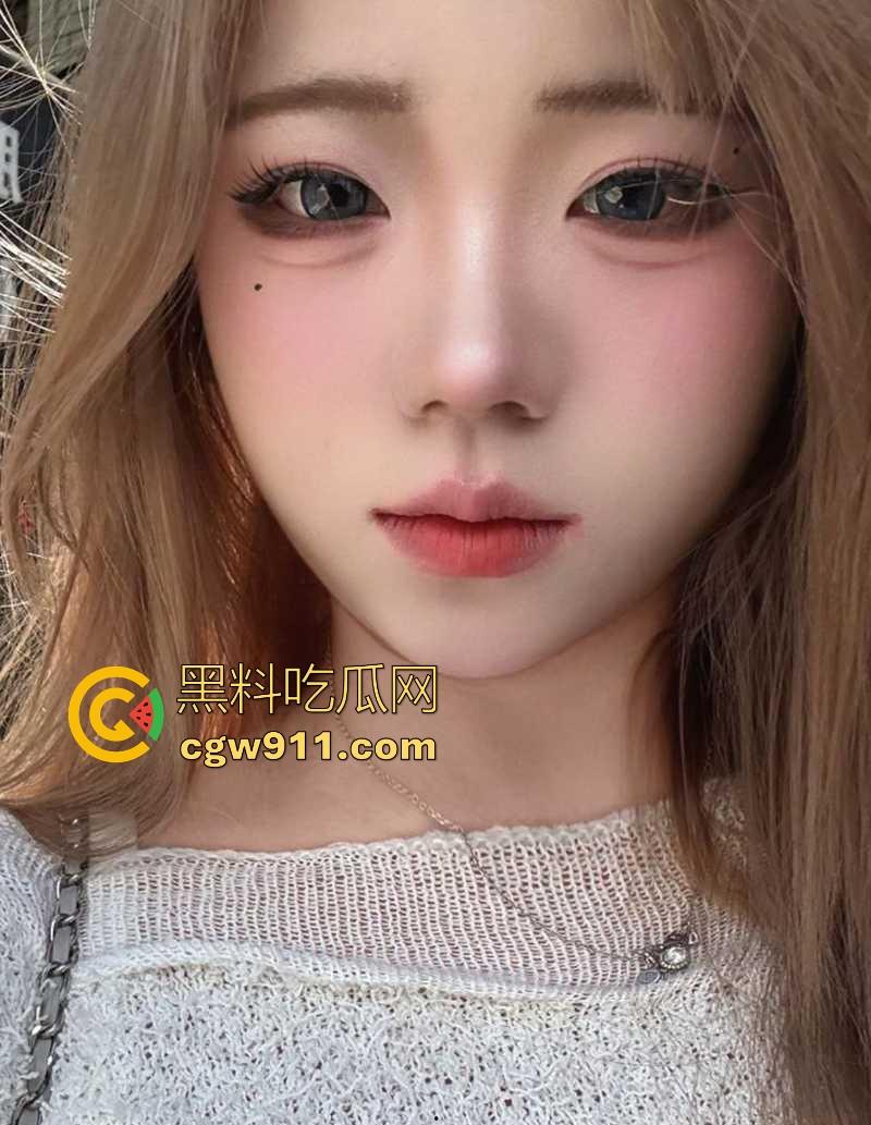 华中科技大学清纯学霸【刘思思】不雅视频流出，和男友玩捆绑调教，脸穴同框超反差，完全没有女学霸的样子！-5