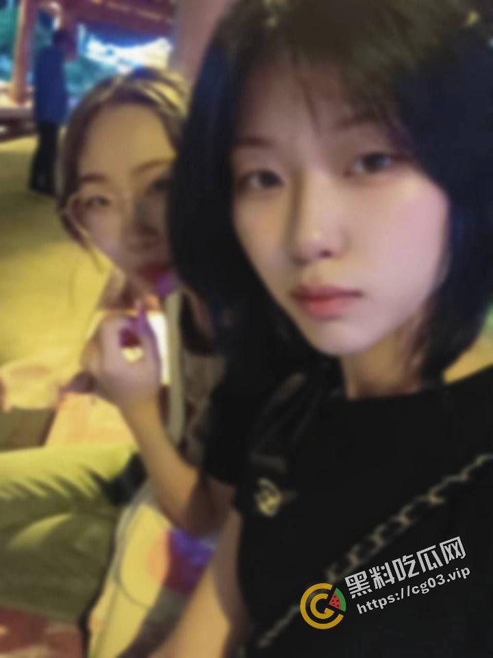 吉林外国语学院反差母狗 玉美婷 跟男友天天厮混当男友的泄欲工具，最后被甩还遭曝光-2