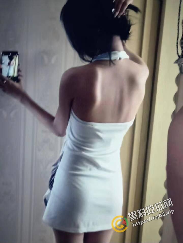 吉林外国语学院反差母狗 玉美婷 跟男友天天厮混当男友的泄欲工具，最后被甩还遭曝光-4