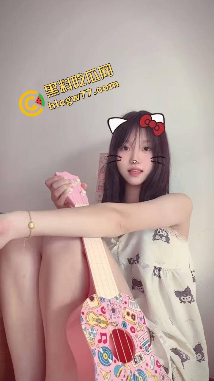 新东方数学老师【田秋弥】表面严师私下变骚狗，爱被羞辱意淫，高潮主动喊草大力点！-3