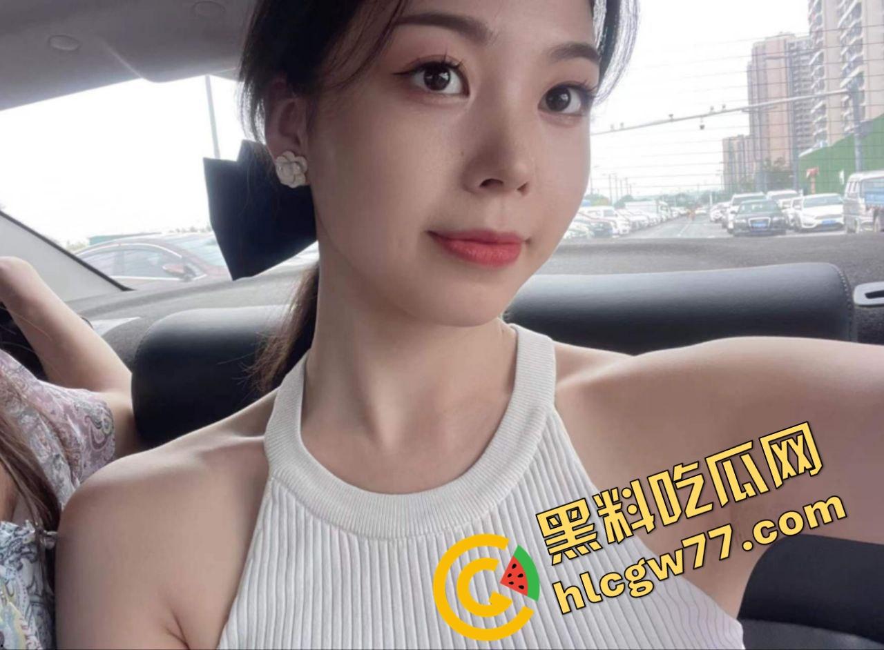 新东方数学老师【田秋弥】表面严师私下变骚狗，爱被羞辱意淫，高潮主动喊草大力点！-5