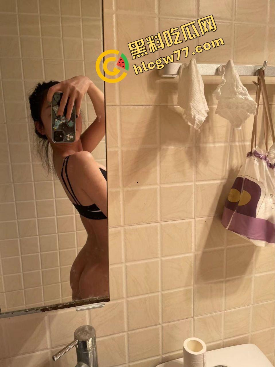 新东方数学老师【田秋弥】表面严师私下变骚狗，爱被羞辱意淫，高潮主动喊草大力点！-11