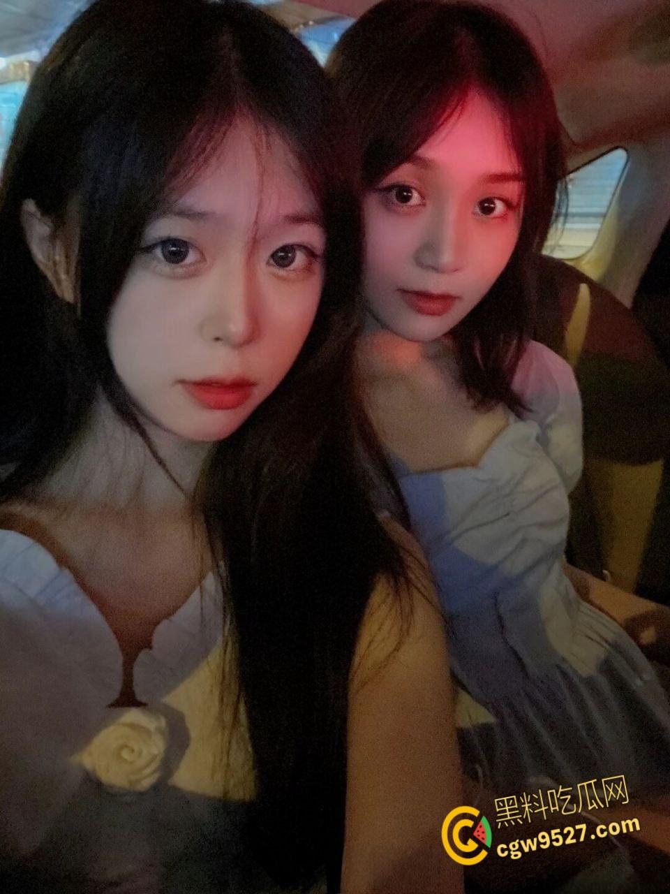 网恋同城学生妹，初次见面约会上课，带到教室顶楼后入爆操，操嘴跟操飞机杯一样，大学生好骗又好玩 !-3