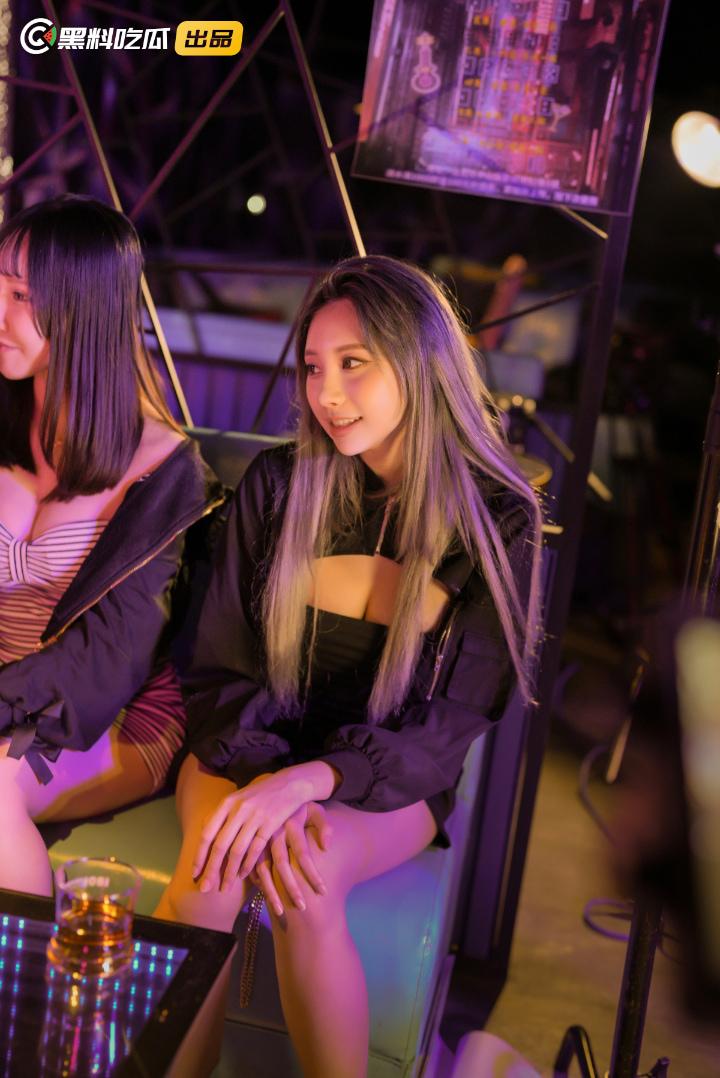 黑料吃瓜网出品-《江南第一小屌童锦程798&吴柳芳之花小龙&王老师爱情故事》第四集！-7