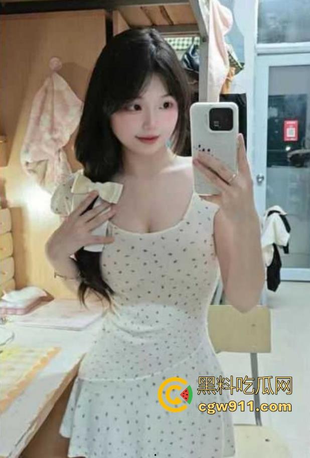 约炮清纯白丝洛丽塔学妹，纤纤美腿玲珑身段，白皙皮肤粉嫩乳头娇艳欲滴，坚持不了多久就得全射进去！-1